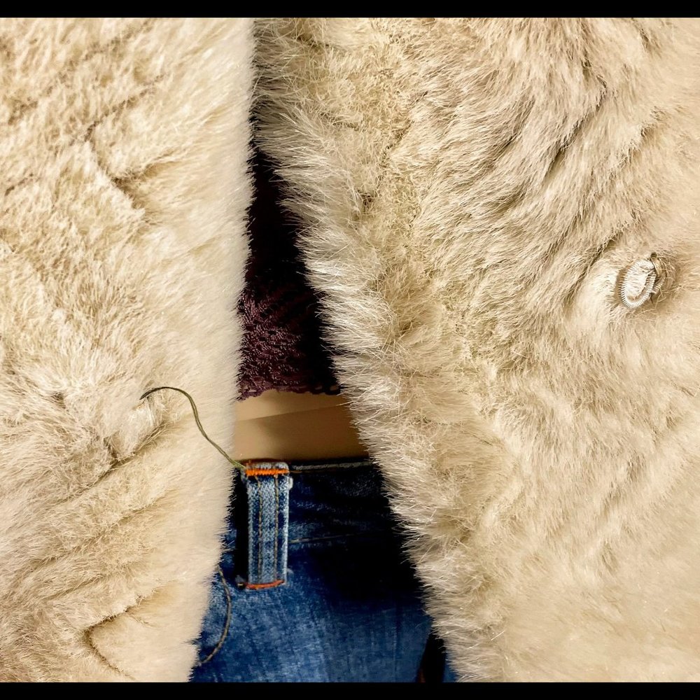 ◾️VTG◾️JACQUES ST LAURENT◾️Chevron Faux Fur Coat - Picture 5 of 9